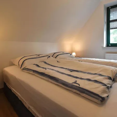 Appartement In Gross Stresow Mit Garten Und Terrasse *
