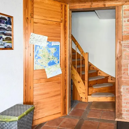 Appartement In Gross Stresow Mit Garten Und Terrasse Putbus